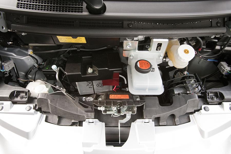  Mitsubishi i-MiEV 2012 года  (US) (фото 203 из 234)